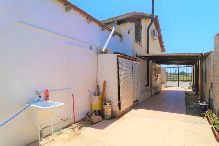 Image No.36-3 Bed Country Property for sale