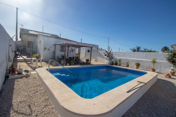 Image No.43-3 Bed Country Property for sale