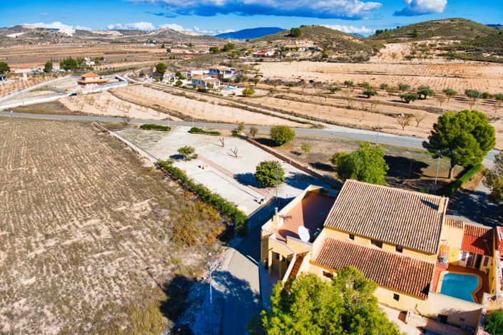 Image No.46-5 Bed Country Property for sale