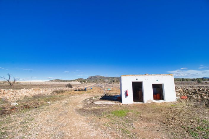 Image No.31-2 Bed Country Property for sale