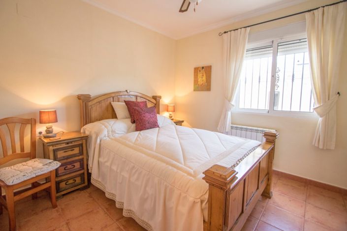 Image No.21-2 Bed Country Property for sale