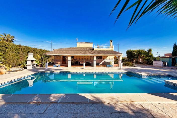 Image No.2-Propriété de pays de 5 chambres à vendre à Elche