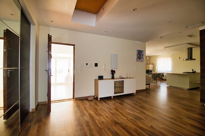 Image No.19-3 Bed Country Property for sale