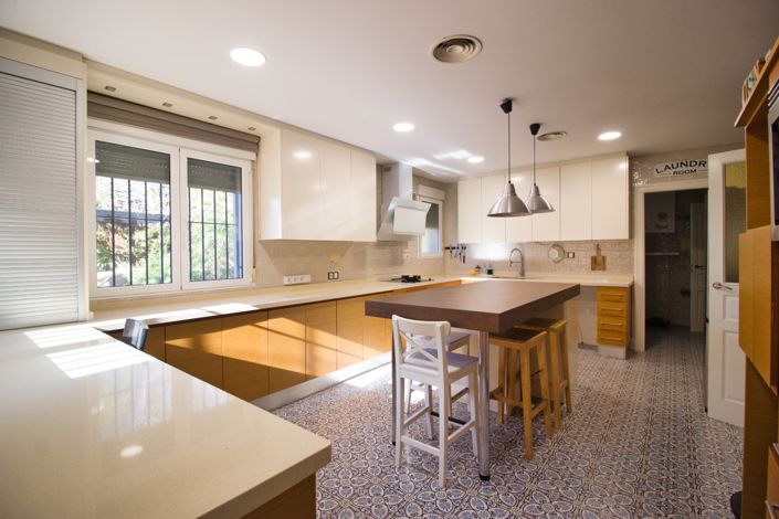 Image No.16-3 Bed Country Property for sale