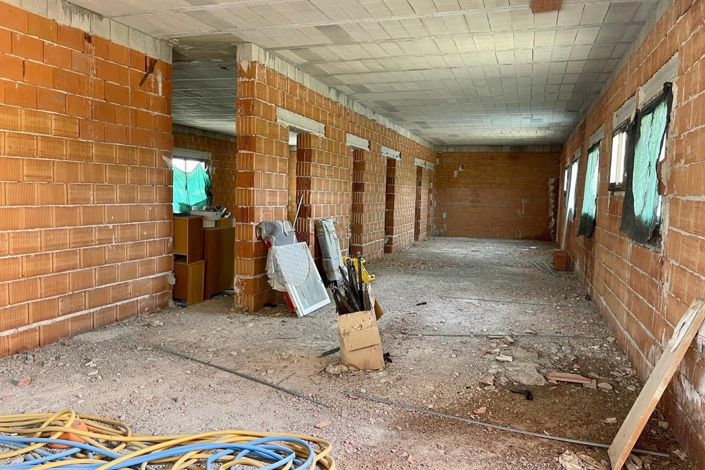 Image No.29-9 Bed Country Property for sale