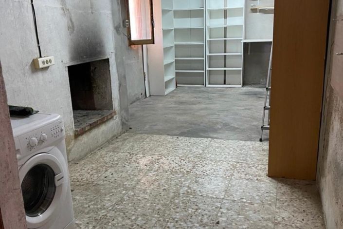 Image No.35-9 Bed Country Property for sale