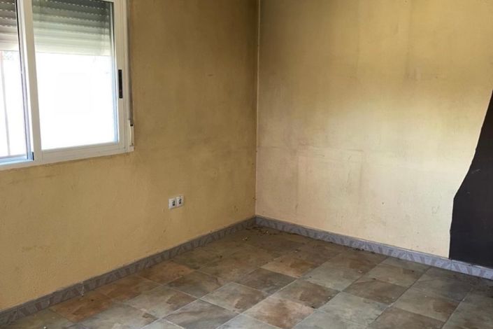 Image No.36-9 Bed Country Property for sale