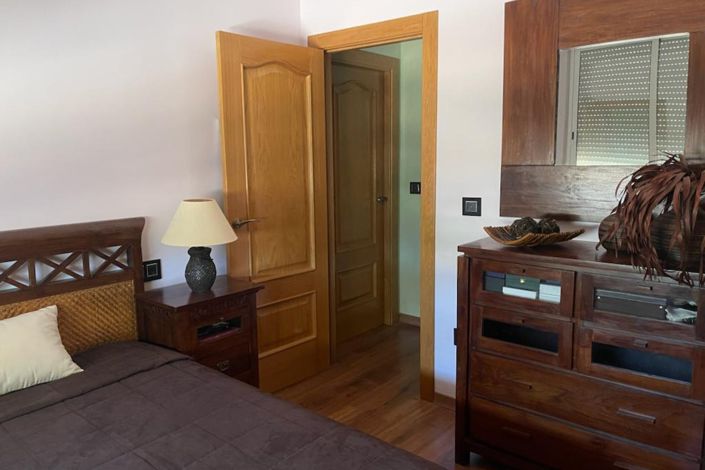 Image No.12-9 Bed Country Property for sale