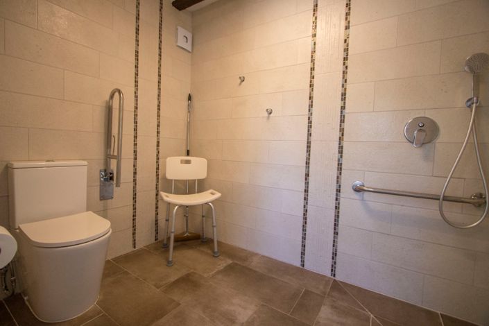 Image No.41-7 Bed Country Property for sale