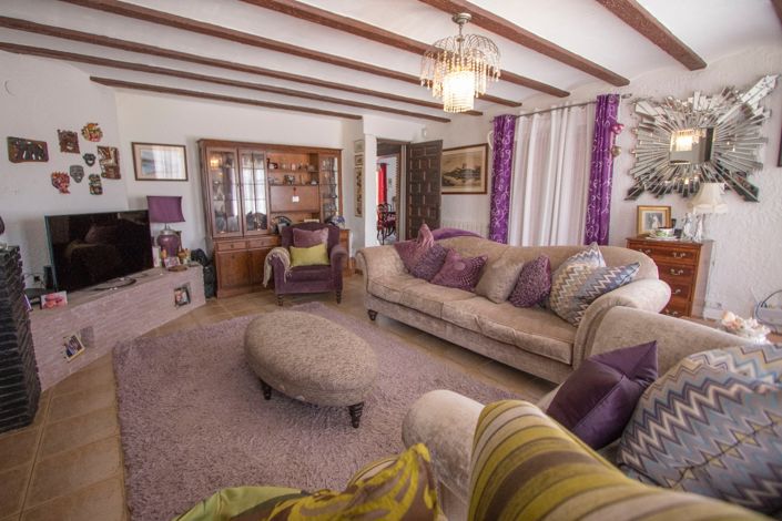 Image No.50-7 Bed Country Property for sale