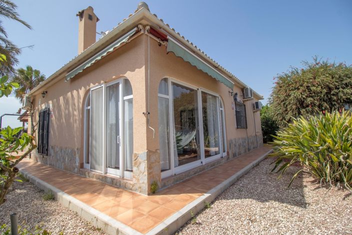 Image No.33-3 Bed Country Property for sale