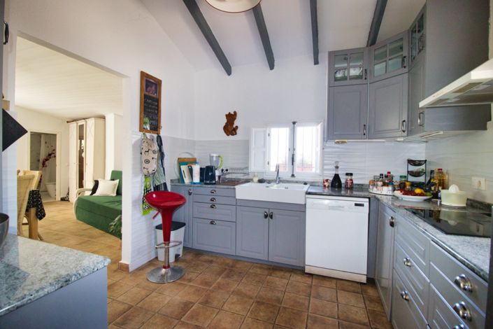 Image No.12-3 Bed Country Property for sale