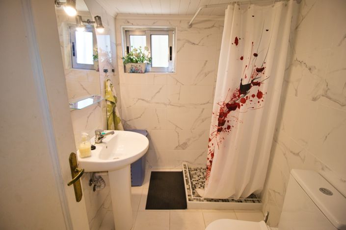 Image No.16-3 Bed Country Property for sale