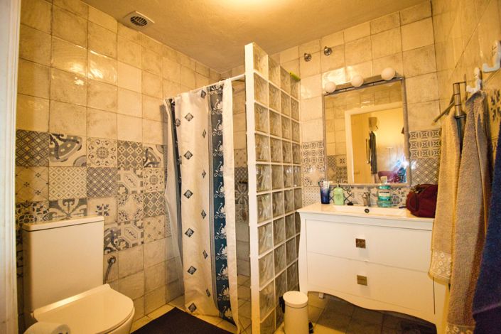 Image No.17-3 Bed Country Property for sale