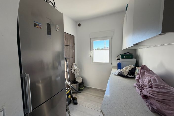 Image No.16-5 Bed Property for sale