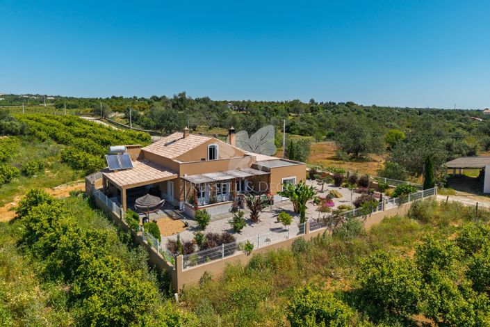 Image No.1-3 Bed Villa for sale