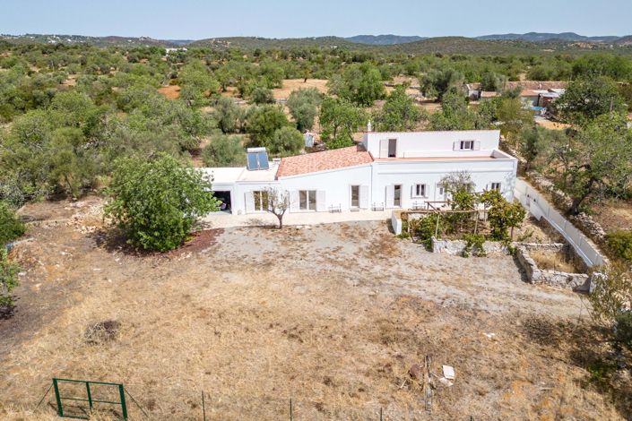 Image No.2-3 Bed Villa for sale