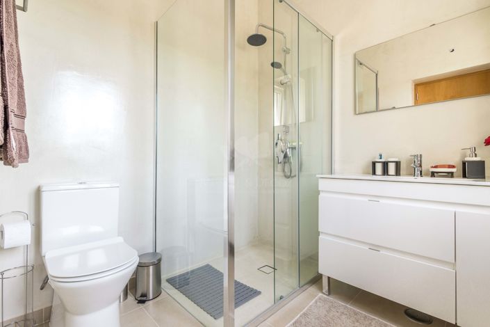 Image No.9-3 Bed Villa for sale