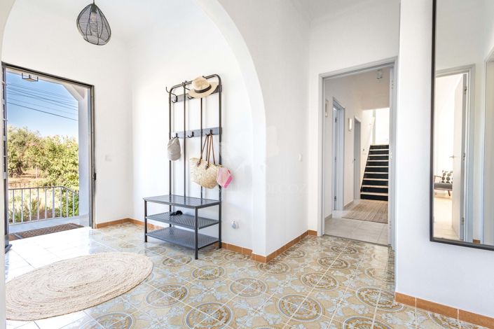 Image No.14-5 Bed Villa for sale