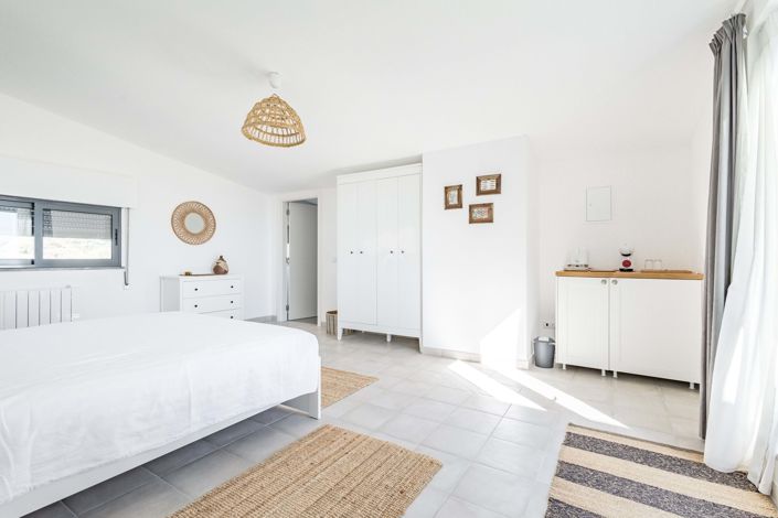 Image No.20-5 Bed Villa for sale