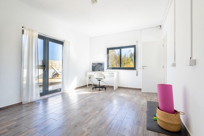 Image No.22-5 Bed Villa for sale