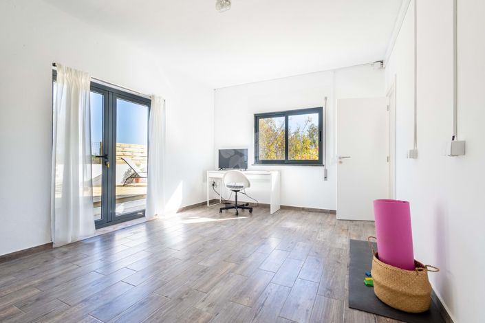 Image No.23-5 Bed Villa for sale