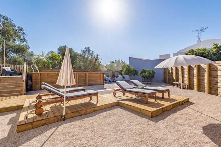 Image No.30-5 Bed Villa for sale