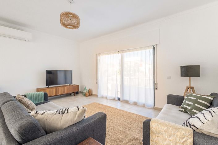 Image No.9-5 Bed Villa for sale