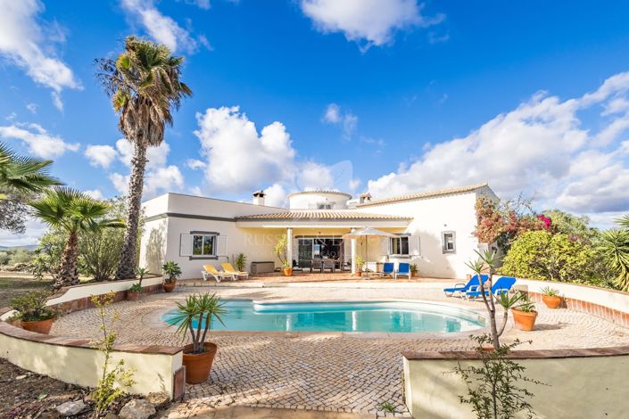 Image No.1-3 Bed Villa for sale