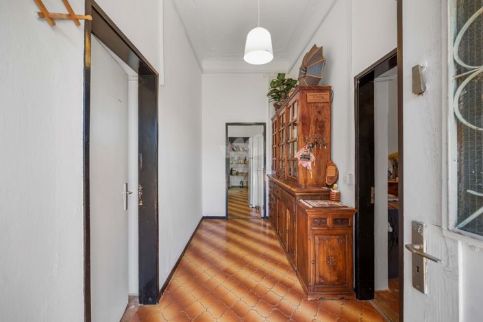 Image No.13-3 Bed Farmhouse for sale