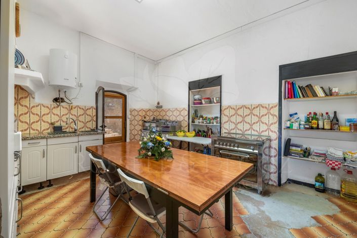 Image No.16-3 Bed Farmhouse for sale