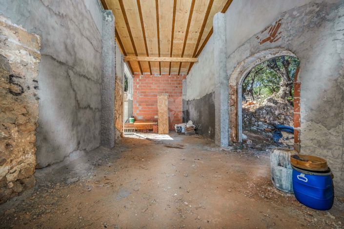 Image No.3-3 Bed Farmhouse for sale