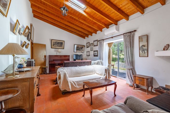 Image No.10-3 Bed Villa for sale