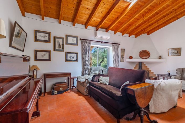 Image No.11-3 Bed Villa for sale