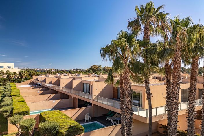 Image No.2-4 Bed Townhouse for sale