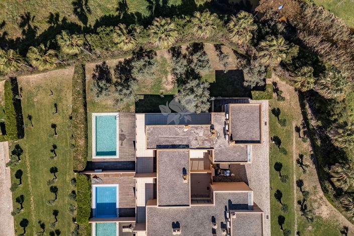 Image No.24-4 Bed Townhouse for sale