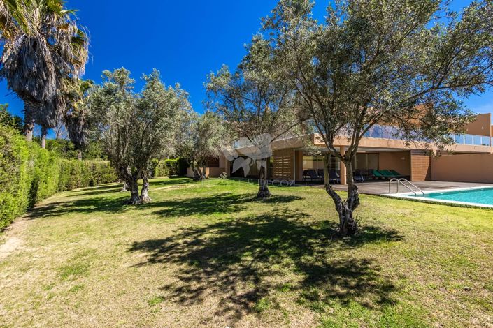 Image No.7-4 Bed Townhouse for sale