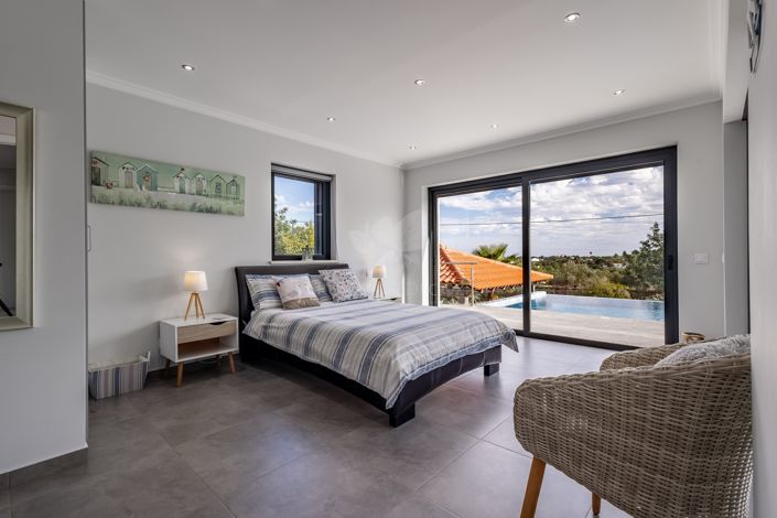 Image No.11-4 Bed Villa for sale