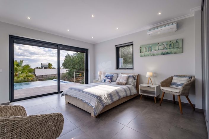 Image No.14-4 Bed Villa for sale