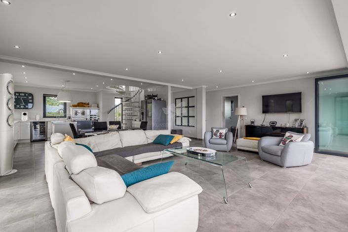 Image No.27-4 Bed Villa for sale