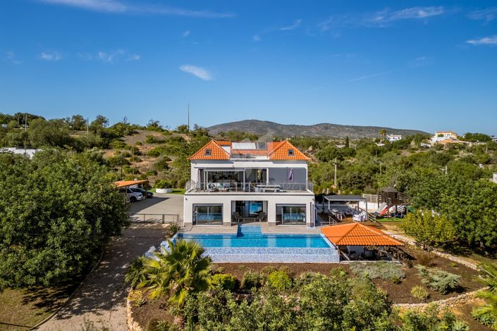 Image No.3-4 Bed Villa for sale