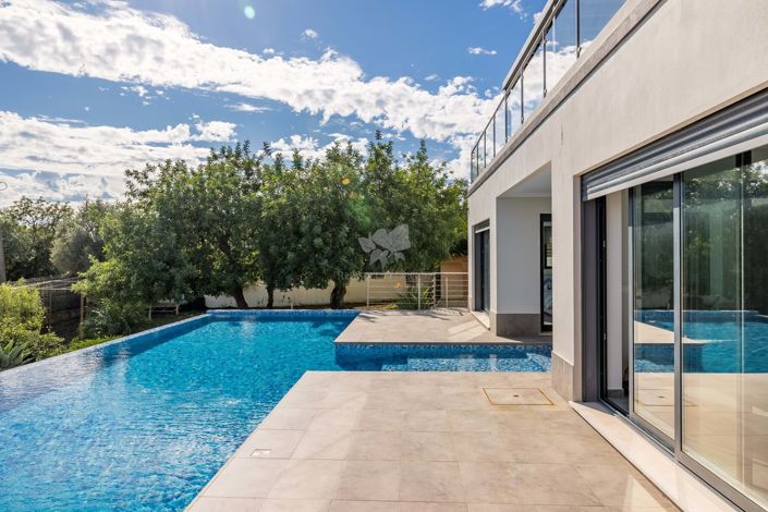 Image No.37-4 Bed Villa for sale