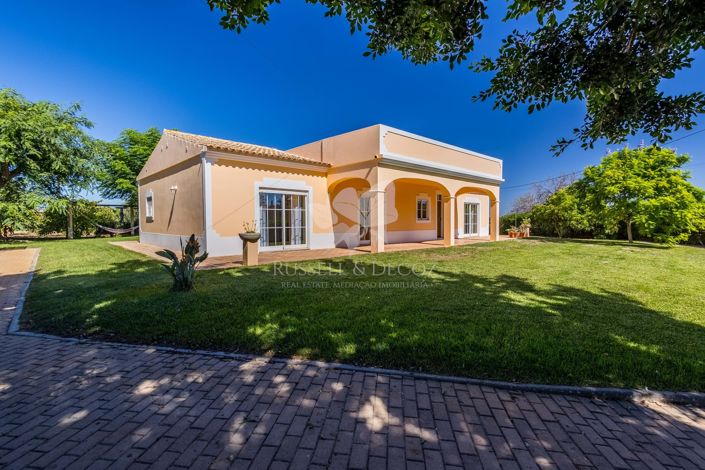 Image No.1-3 Bed Villa for sale