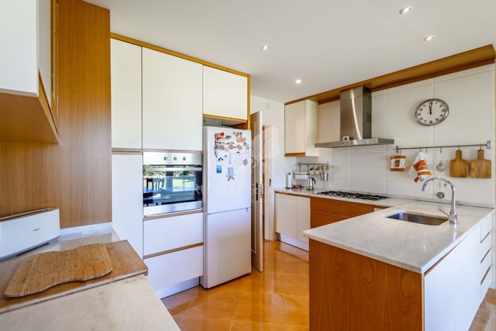 Image No.12-3 Bed Villa for sale