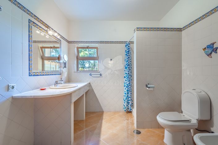 Image No.14-3 Bed Villa for sale