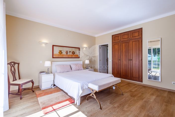 Image No.20-3 Bed Villa for sale