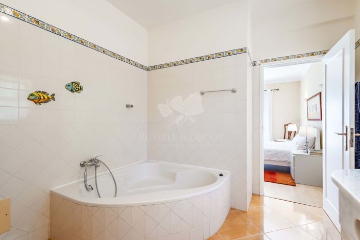 Image No.23-3 Bed Villa for sale