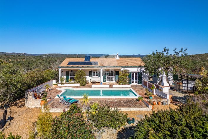 Image No.1-3 Bed Villa for sale