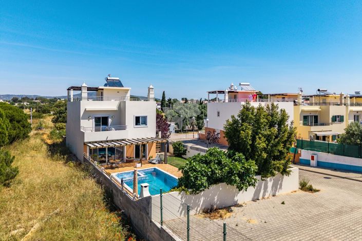 Image No.30-4 Bed Villa for sale