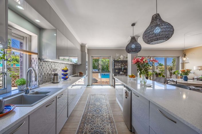 Image No.4-Villa de 4 chambres à vendre à Olhão